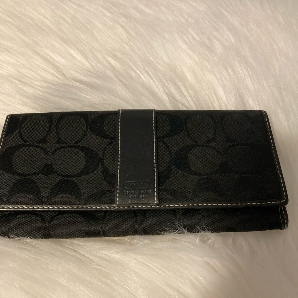 Authentic Coach Long Wallet